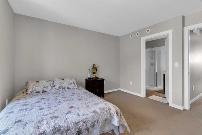 142 Red Embers Gate Ne, Townhouse with 3 bedrooms, 4 bathrooms and 1 parking in Calgary AB | Image 13