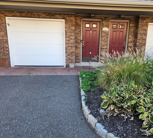 apt-61-882 N Colony Rd, Meriden, CT, 06450-2330 | Card Image