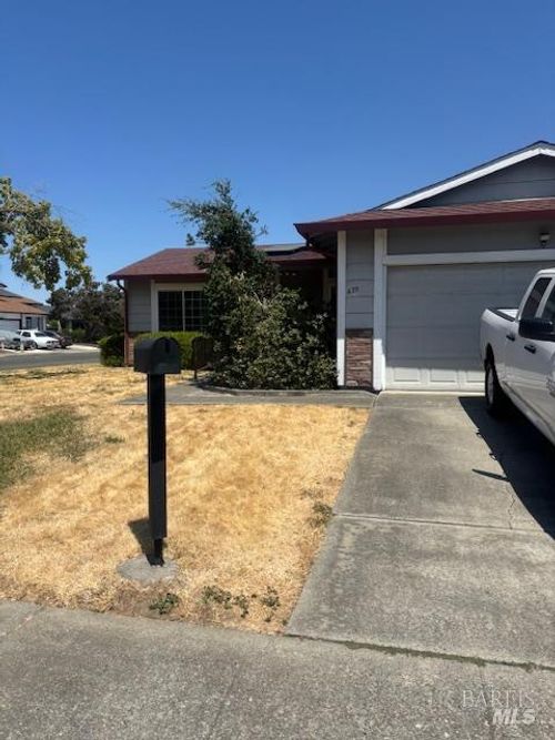 639 Fulmar Dr, Suisun City, CA, 94585-2342 | Card Image