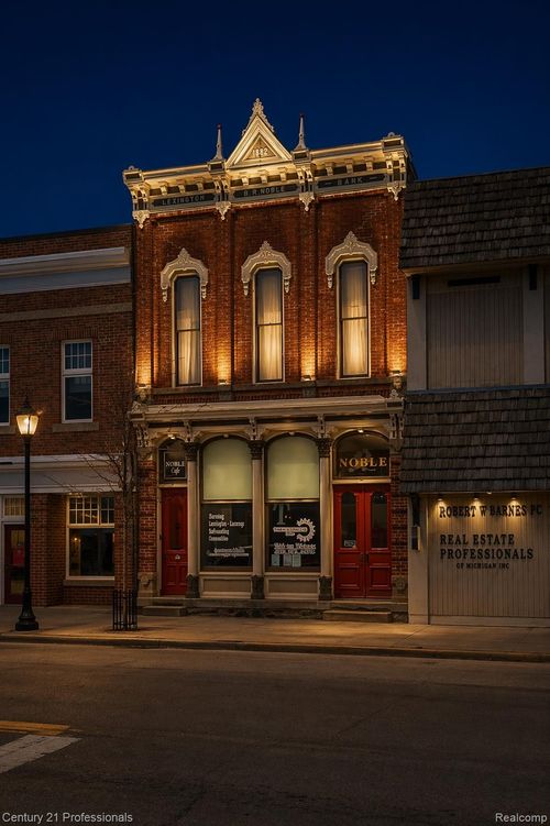 7247 Huron Ave, Lexington, MI, 48450-8316 | Card Image