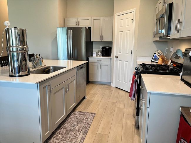 Kitchen | Image 10