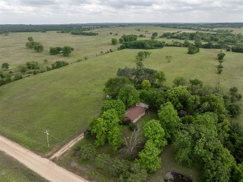 379083 E 1070 Rd, Okemah, OK, 74859-5186 | Card Image
