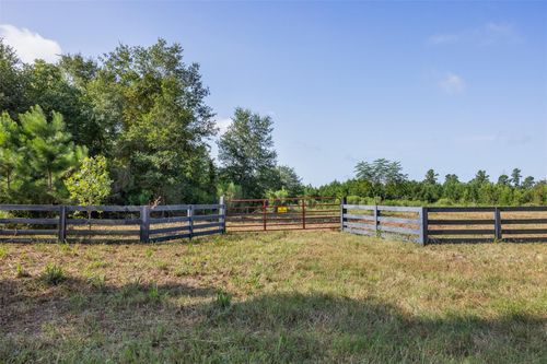 109 Old Sign Rd, Midway, TX, 75852-4512 | Card Image