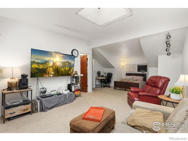 Unit 11, Top Unit, Bedroom 3 | Image 13