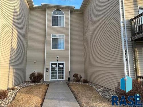 206-7446 S Louise Ave Avenue, Sioux Falls, SD, 57108-5972 | Card Image