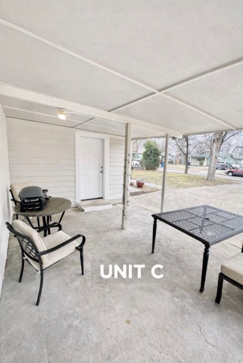 c-928 S Windomere Ave, Dallas, TX, 75208-7233 | Card Image