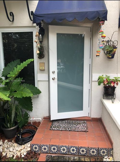 248-248 Majorca Ave, Coral Gables, FL, 33134-4404 | Card Image