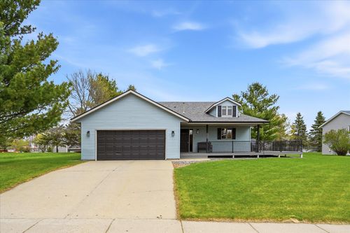 14435 Pineview Dr, Becker, MN, 55308-9236 | Card Image