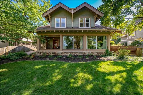 204 W Schantz Ave, Oakwood, OH, 45409-2102 | Card Image