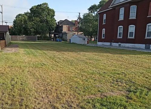 2117 Grand Ave, Granite City, IL, 62040-4724 | Card Image