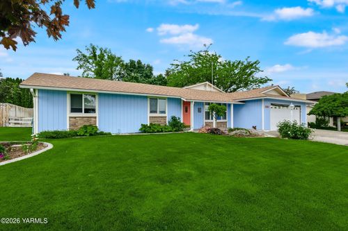 11806 Bristol Ct, Yakima, WA, 98908-9598 | Card Image