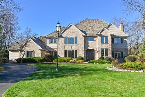 3635 Chesterwood Court, BROOKFIELD, WI, 53005 | Card Image