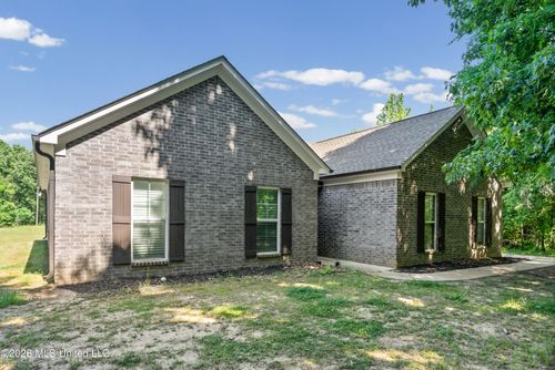 1762 Smart Rd, Como, MS, 38619-2709 | Card Image