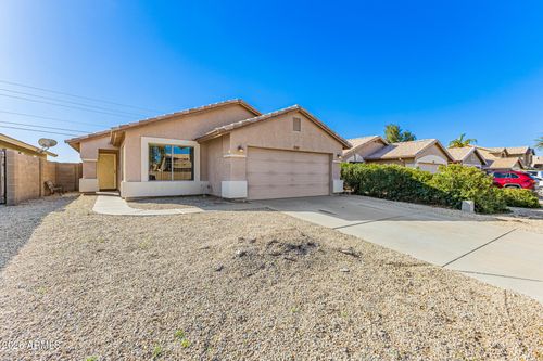 2207 E 39th Ave, Apache Junction, AZ, 85119-3652 | Card Image