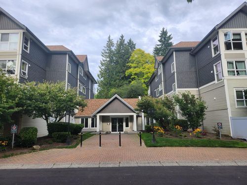 205-9668 148 St, Surrey, BC, V3R0W2 | Card Image