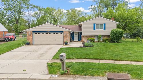 5457 Woodgate Dr, Dayton, OH, 45424-2703 | Card Image