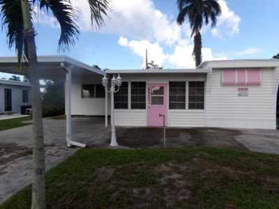 8903 Pine Street, House other with 2 bedrooms, 2 bathrooms and null parking in Boynton Beach FL | Image 1