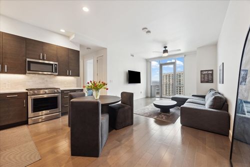 unit-1312-222 West Ave, Austin, TX, 78701-4657 | Card Image