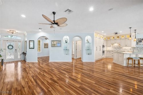 20630 Dennisport Ln, NORTH FORT MYERS, FL, 33917-8712 | Card Image