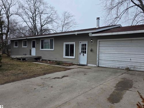 4669 Mcnichol Ave, Oscoda, MI, 48750-1511 | Card Image