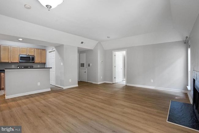 APT-701 - 3906 Penderview Dr, Condo with 2 bedrooms, 2 bathrooms and null parking in FAIRFAX VA | Image 4