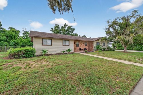 7 E Bay St, DAVENPORT, FL, 33837-4154 | Card Image