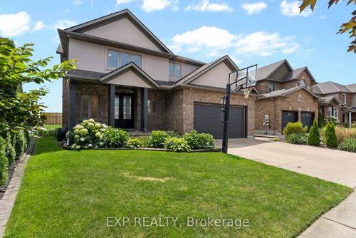 199 Tuliptree Rd, Thorold, ON, L2V0A4 | Card Image