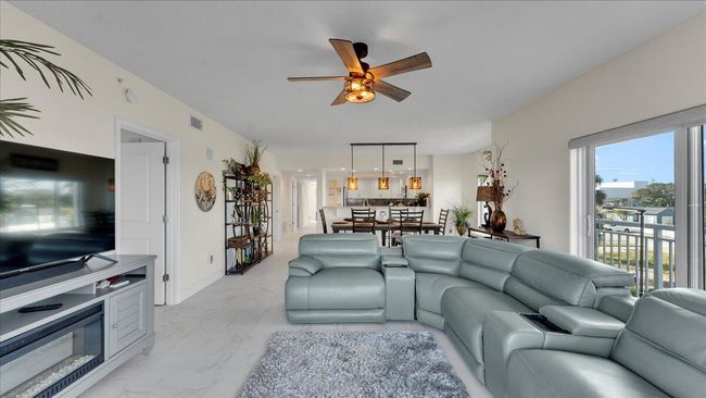 301 - 1805 Riverside Drive N, Condo with 3 bedrooms, 2 bathrooms and null parking in Titusville FL | Image 14