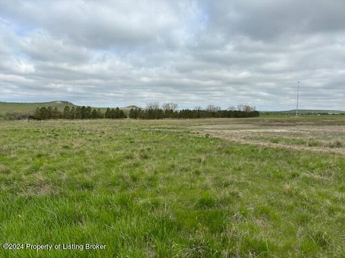  Hwy 10, Belfield, ND, 58622 | Card Image