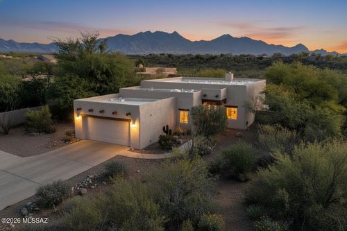 832 E Vault Mine Court, Green Valley, AZ, 85614 | Card Image