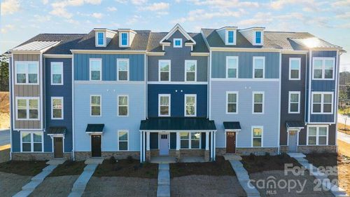 landon-4br-1018 Fairway Green Lane, Charlotte, NC, 28216 | Card Image