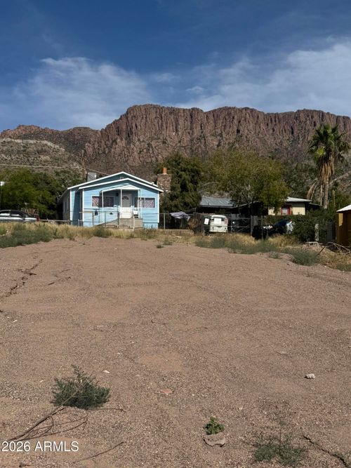 8-100 BLK N Neary Ave 8 Avenue, Superior, AZ, 85173 | Card Image