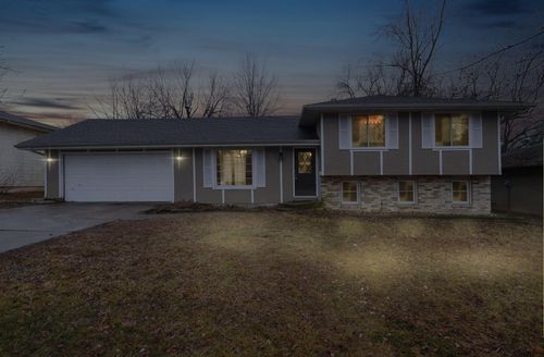 2516 W Blackburn Dr, Springfield, MO, 65807-4011 | Card Image