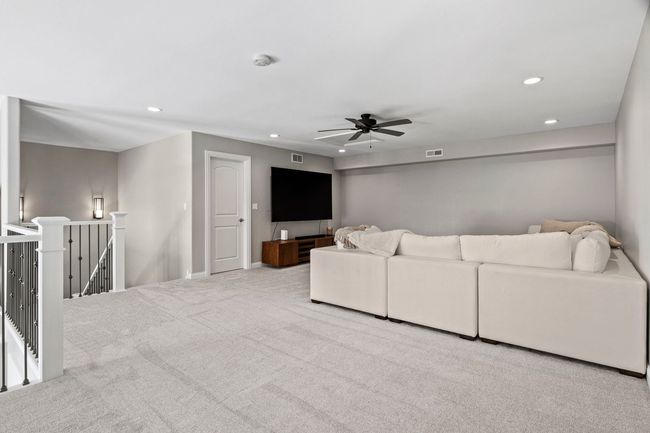 Oversized Loft - Great for Entertaining | Image 18