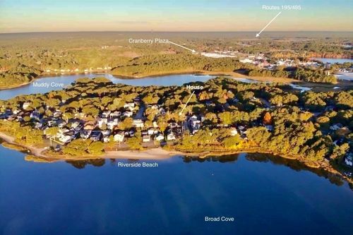 58 Main Ave, Onset, MA, 02558-1923 | Card Image
