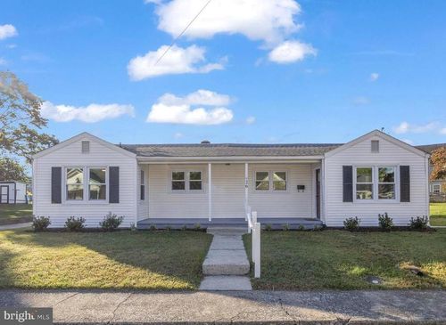 26 Young Ave, BOONSBORO, MD, 21713-1228 | Card Image