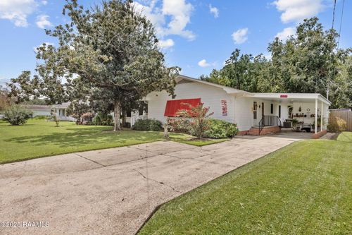 308 Oak St, New Iberia, LA, 70563-2536 | Card Image