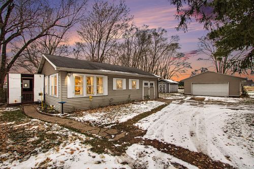 8750 Ruggles Rd. Road, Baroda Township, MI, 49101 | Card Image