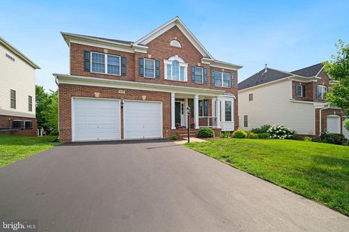 42387 Rising Moon Pl, BRAMBLETON, VA, 20148-5702 | Card Image