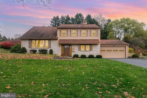 411 Allendale Way, CAMP HILL, PA, 17011-8407 | Card Image