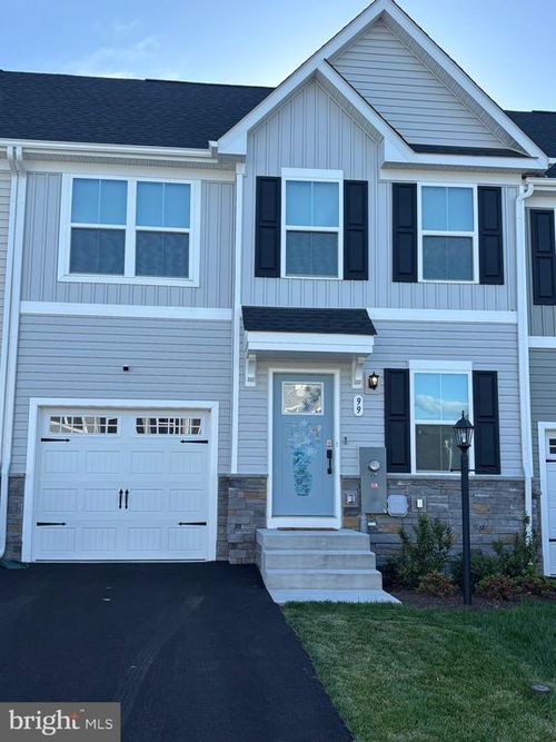 99 Bibury St, MARTINSBURG, WV, 25405-4306 | Card Image