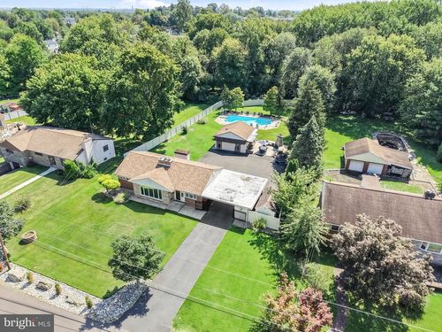 2387 Forrest Ave, BENSALEM, PA, 19020-5201 | Card Image