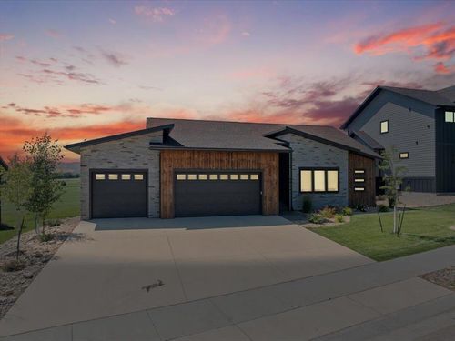7745 Brooks Loop, Spearfish, SD, 57783-6360 | Card Image
