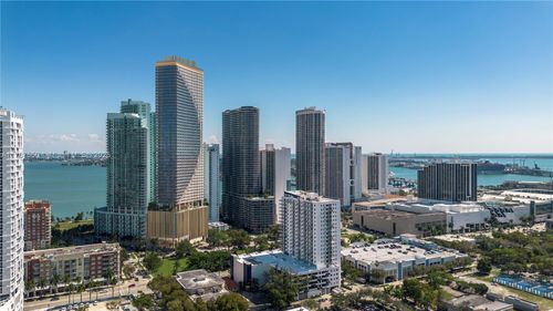 4105-1837 Ne 4th Ave, Miami, FL, 33132-1007 | Card Image