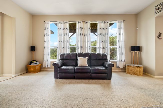 846 County Road 2763, House other with 3 bedrooms, 2 bathrooms and null parking in Mico TX | Image 21