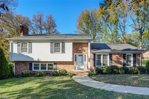 2910 Bedford Court, Burlington, NC, 27215 | Card Image