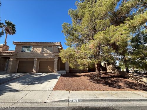 2824 Crystal Lantern Dr, Henderson, NV, 89074-7002 | Card Image