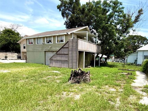 221 Avenue C Ne, WINTER HAVEN, FL, 33881-4557 | Card Image
