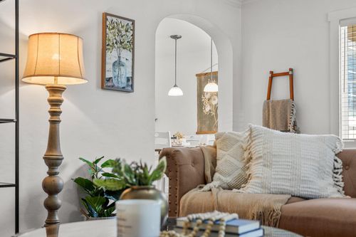 1545 Olive Ave, Redding, CA, 96001-1424 | Card Image