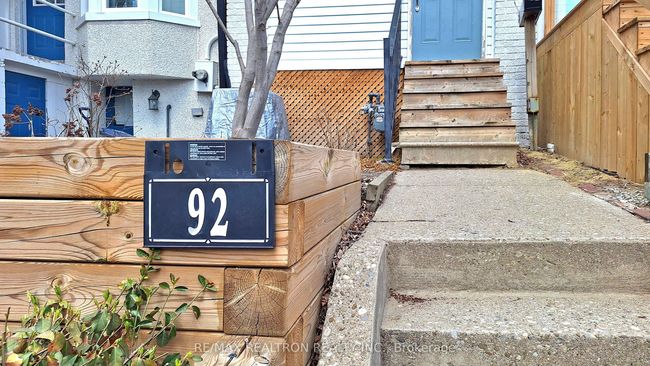 92 Walpole Ave, House attached with 2 bedrooms, 1 bathrooms and null parking in Toronto ON | Image 4